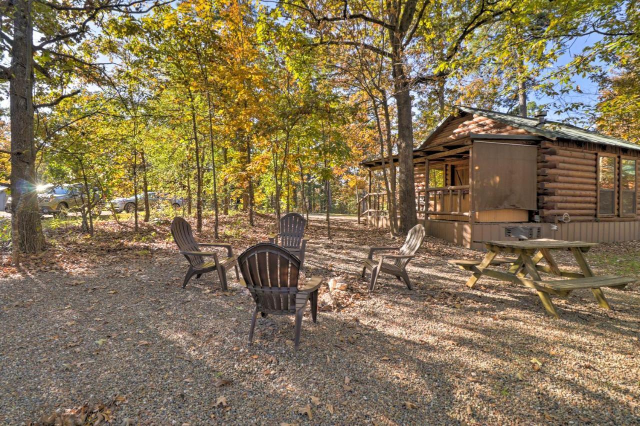 Broken Bow Cabin With Hot Tub And Bbq - 4 Mi To Lake! Stephens Gap المظهر الخارجي الصورة