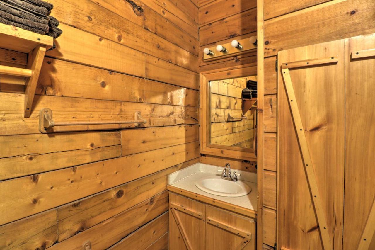 Broken Bow Cabin With Hot Tub And Bbq - 4 Mi To Lake! Stephens Gap المظهر الخارجي الصورة