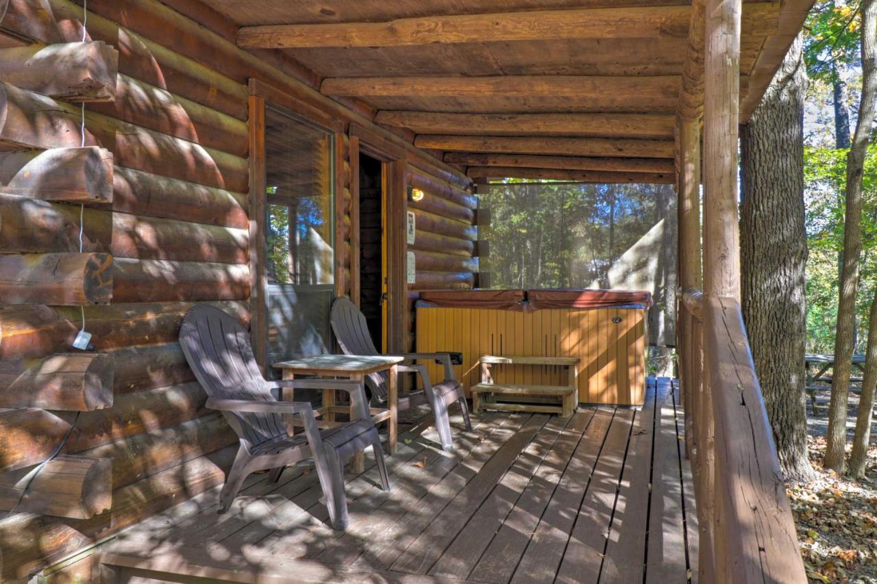 Broken Bow Cabin With Hot Tub And Bbq - 4 Mi To Lake! Stephens Gap المظهر الخارجي الصورة
